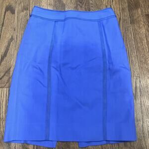 White House Black Market WHBM Sz 4 Perfect Form Periwinkle Blue Skirt Lined EXC